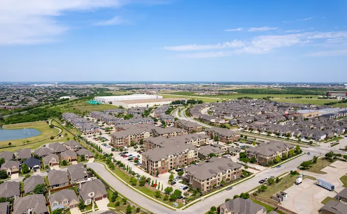 Strong Revenue Management Bolsters Floundering Dallas Property