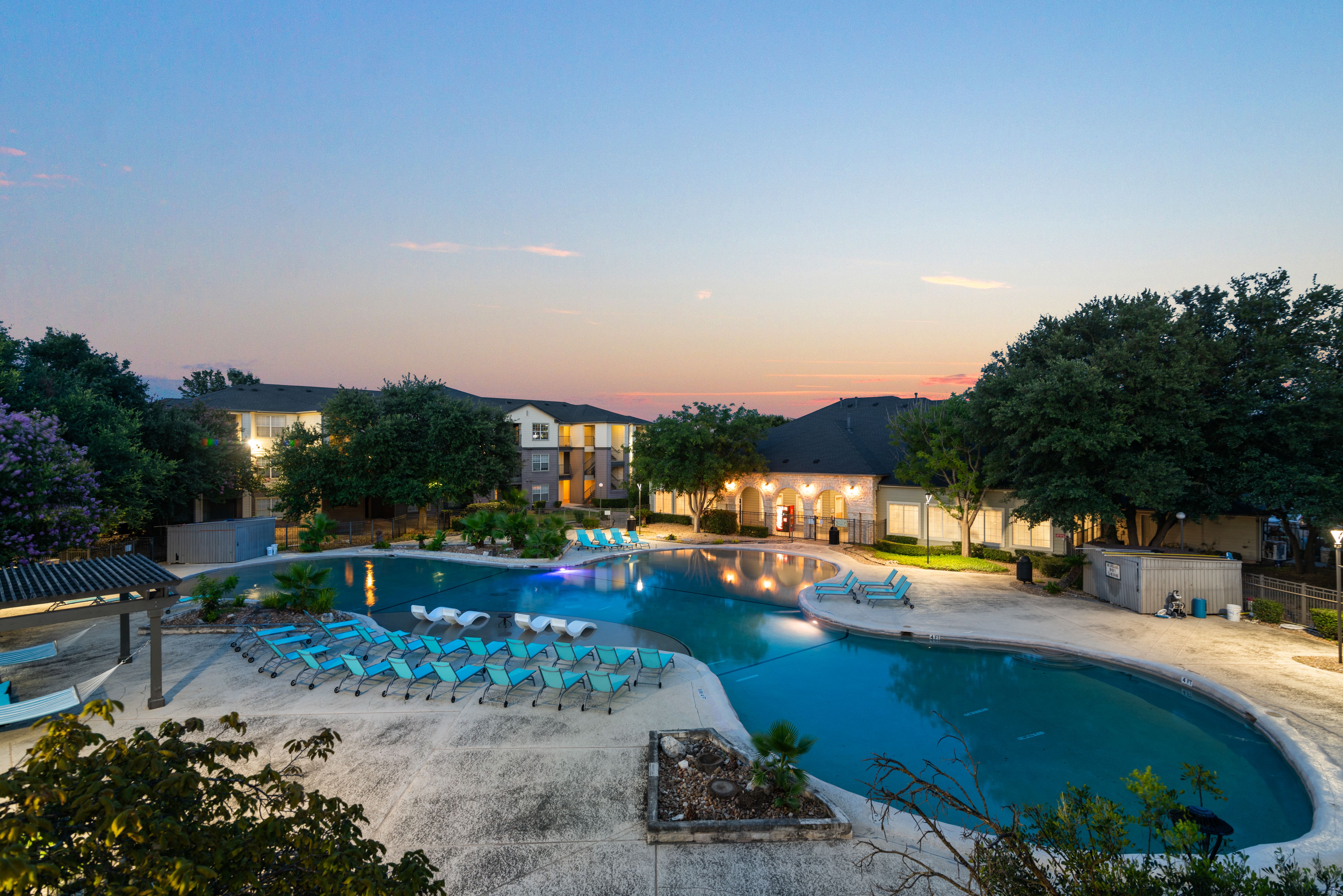 Financing the Acquisition & Repositioning of Texas Student Housing Community